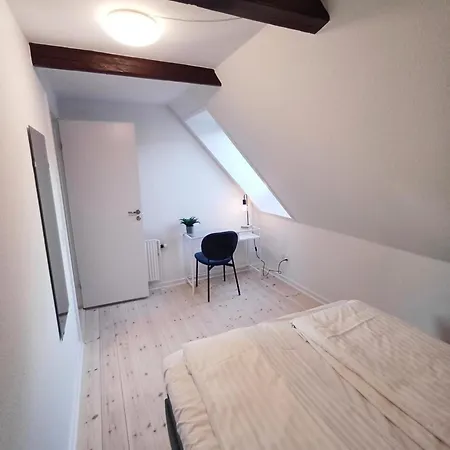 Beautiful 2 Bedroom Center Of Apartment Randers